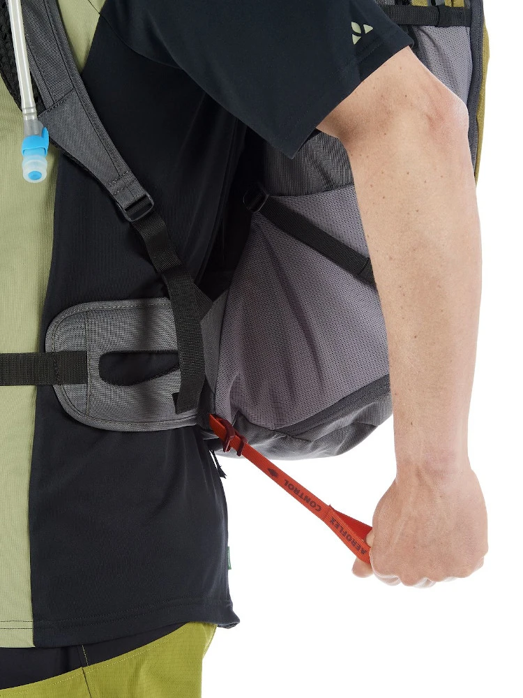 Vaude Bike Alpin Pro 28+ Mehrtages Und Alpencross Rucksack 9 Vaude Bike Alpin Pro 28+ Mehrtages Und Alpencross Rucksack – Bild 7