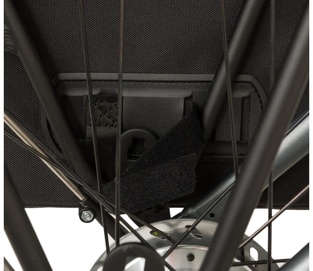 AGU H20 Rolltop II Single Schwarz Reflectiv Wasserdichte Fahrradtasche Einzeltasche 6 AGU H20 Rolltop II Single Schwarz Reflectiv Wasserdichte Fahrradtasche Einzeltasche – Bild 4