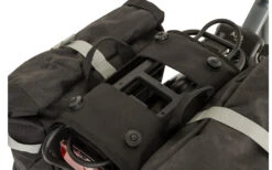 AGU Wasserdichte Fahrradtasche H20 Rolltop II Double Urban Reflectiv -Vaude Boutiquen H2O double reflectiv 7